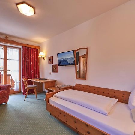 Landhotel Zum Bad Krün Dış mekan fotoğraf