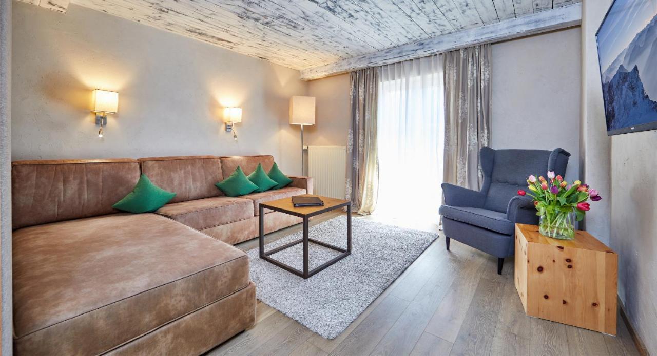 Landhotel Zum Bad Krün Dış mekan fotoğraf