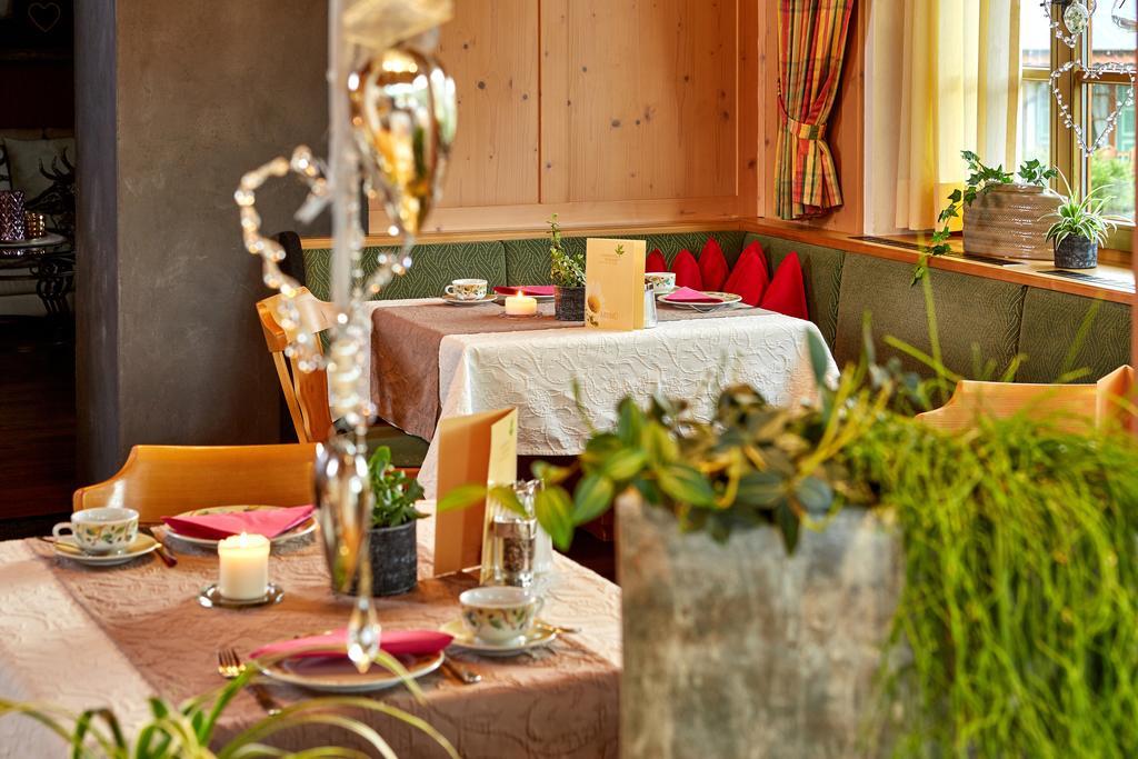 Landhotel Zum Bad Krün Dış mekan fotoğraf